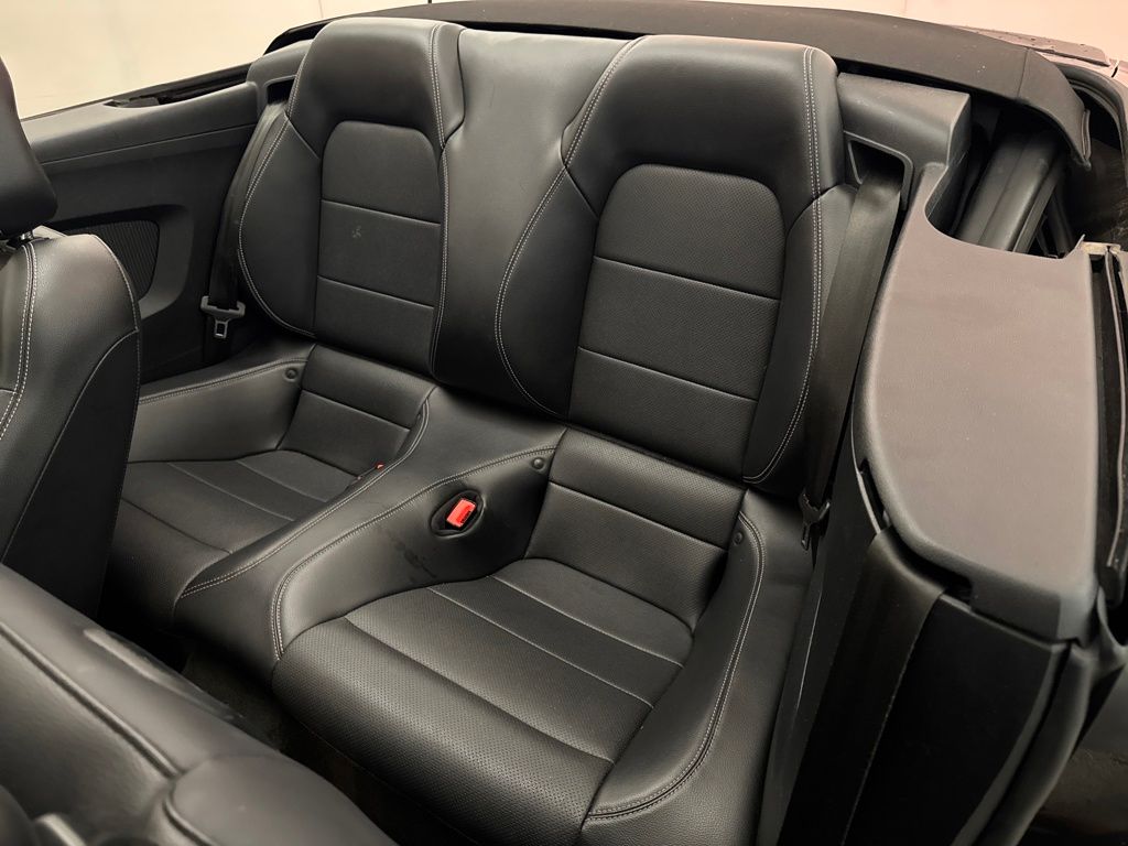 2018 Ford Mustang EcoBoost Premium photo 23