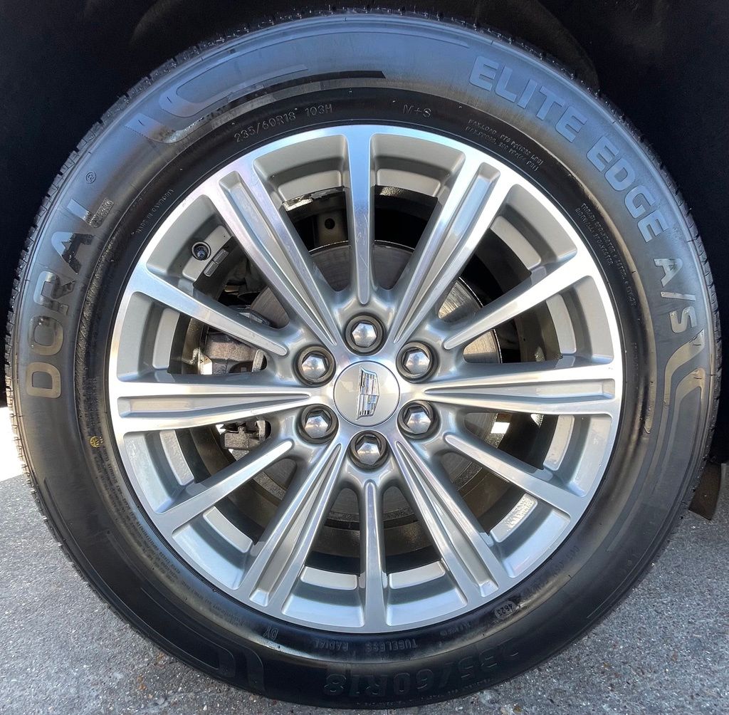 2019 Cadillac XT5 Luxury White at Cook Ford