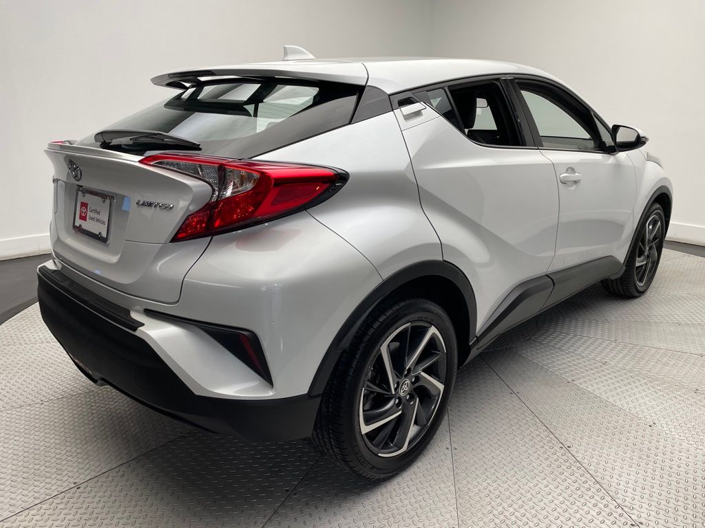 2022 Toyota C-HR Limited 5