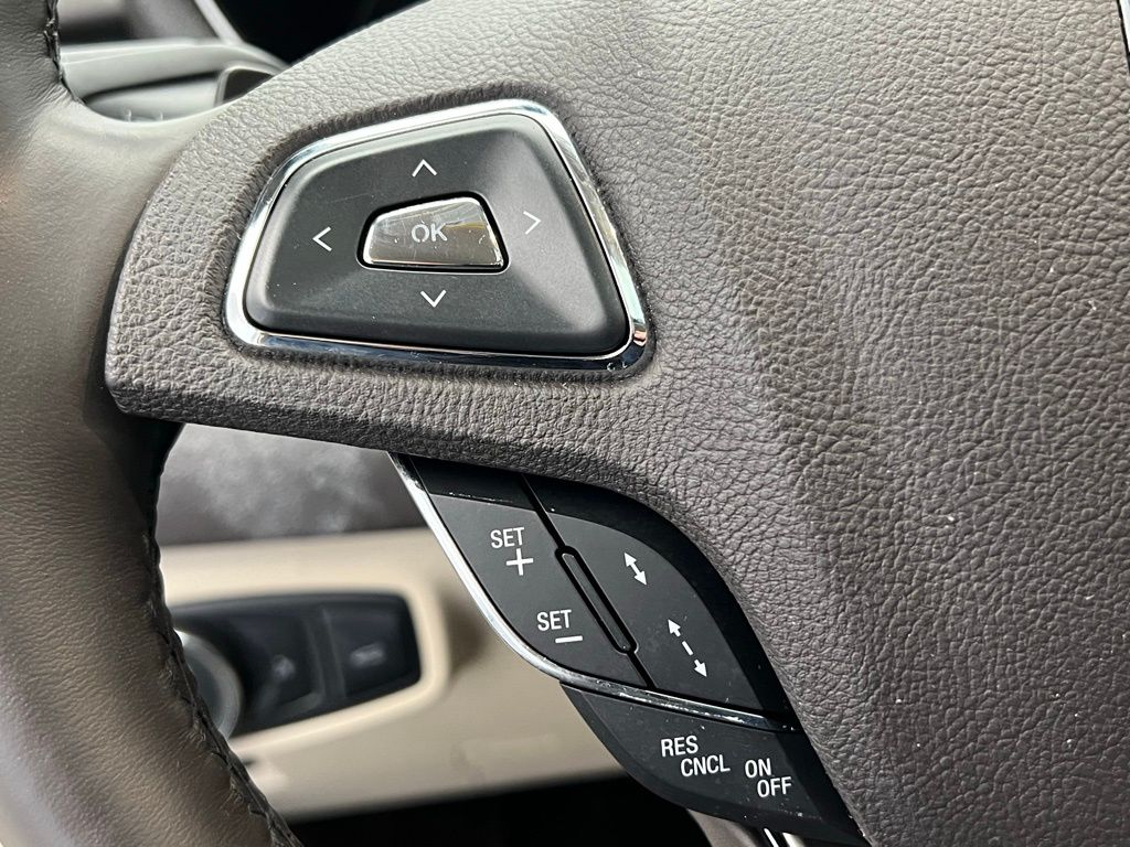 Thumbnail: 2018 Lincoln MKC - 18