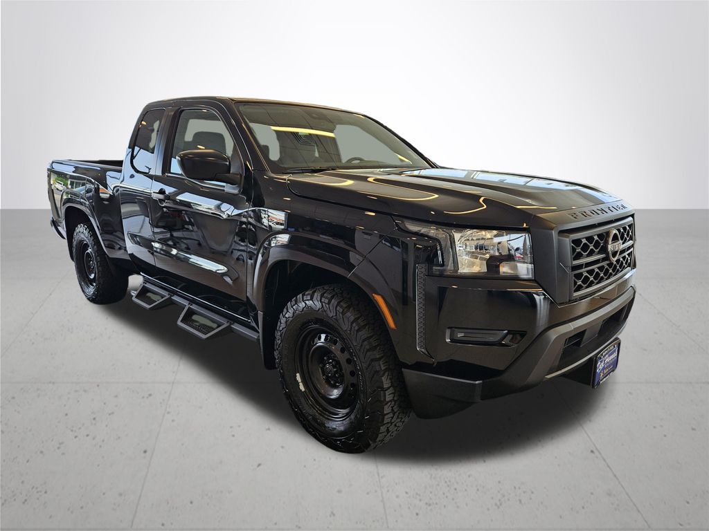 2022 Nissan Frontier S