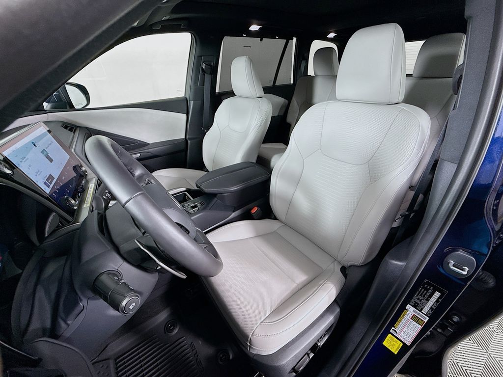 Thumbnail: 2025 Lexus TX - 21