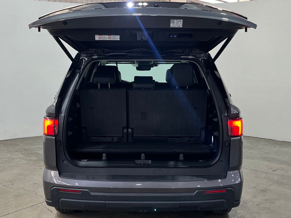 2024 Toyota Sequoia SR5