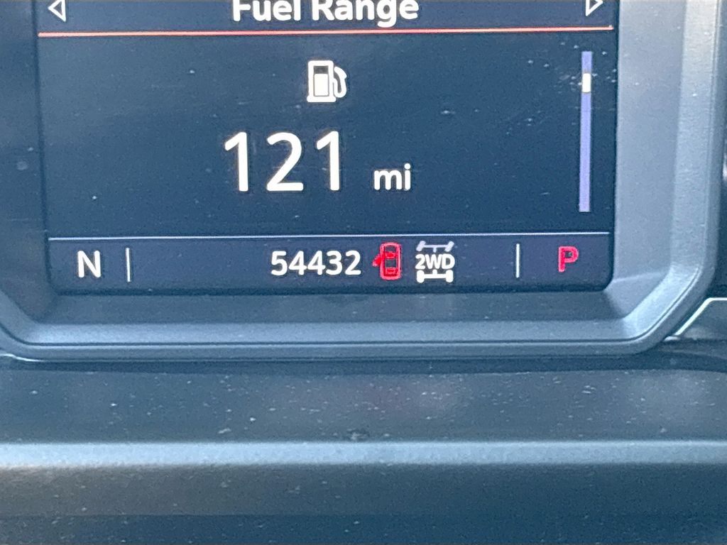 Used 2021 Red GMC AT4 image 12