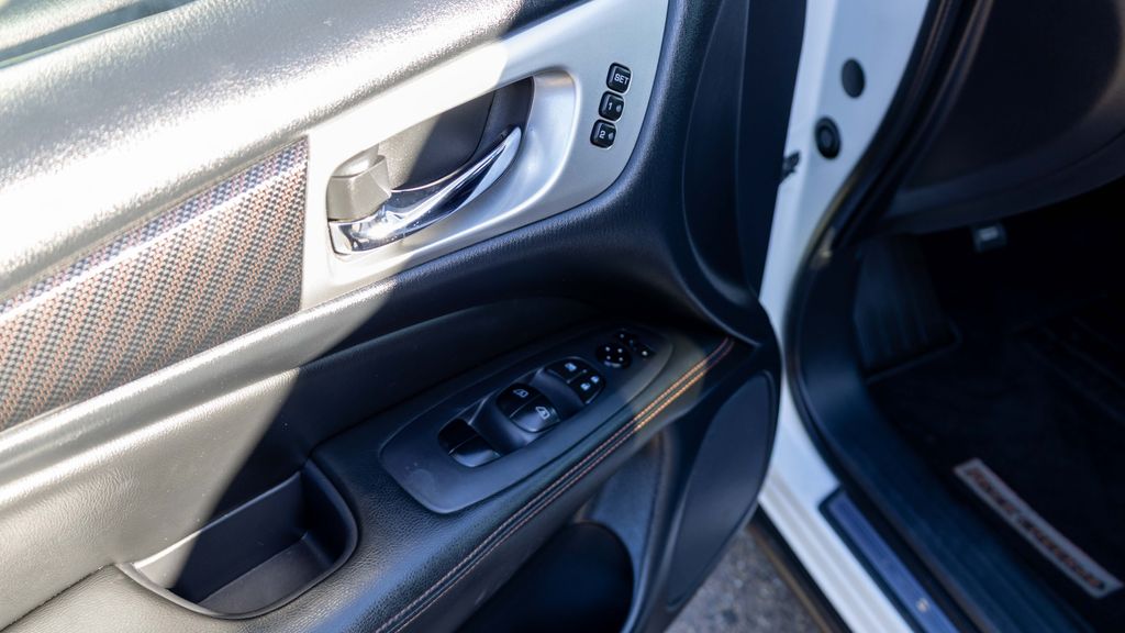 Used 2019 Nissan Pathfinder SL 4D Sport Utility