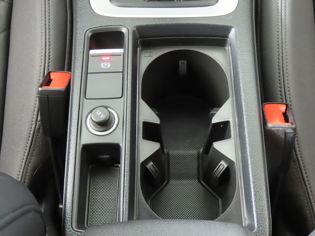 Thumbnail: 2022 Audi Q3 - 24