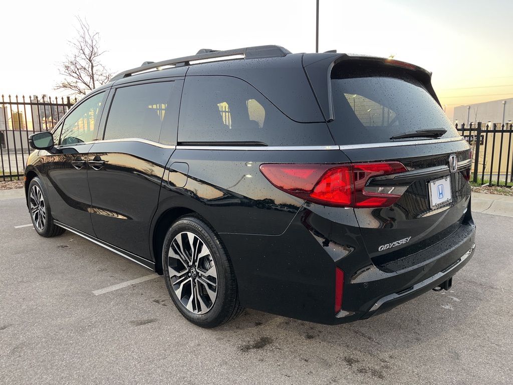 Thumbnail: 2026 Honda Odyssey - 4