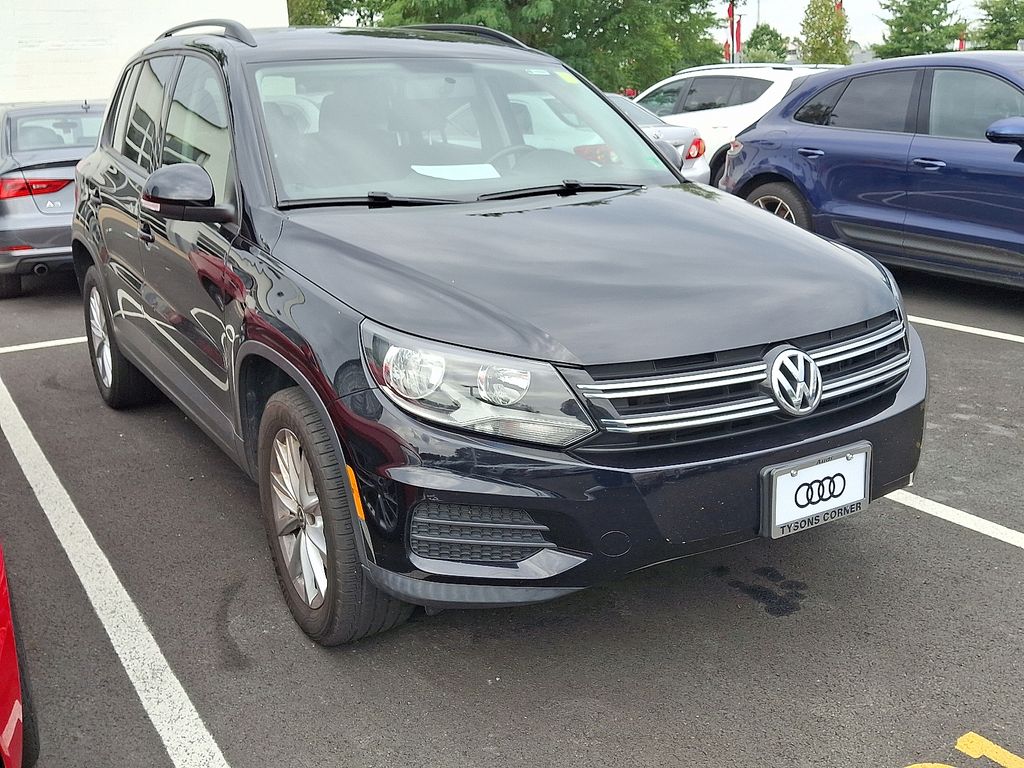 Thumbnail: 2018 Volkswagen Tiguan - 3