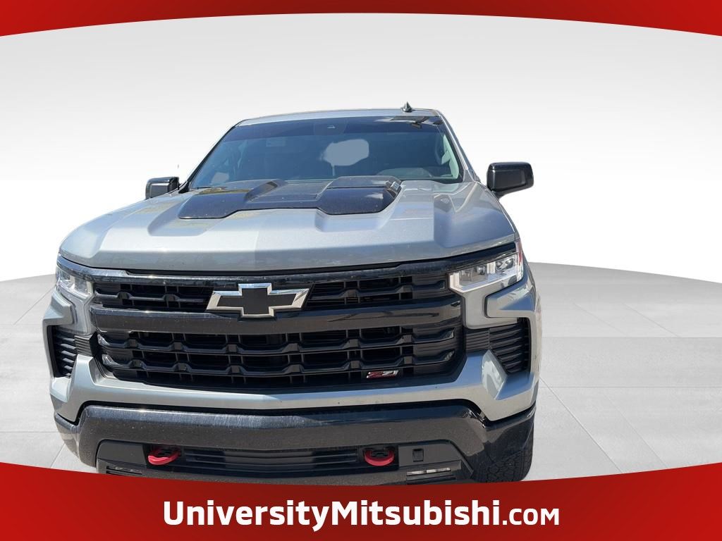 Sterling Gray Metallic 2025 Chevrolet Silverado 1500 LT Trail Boss Crew Cab 4WD Pickup Truck Four-Wheel Drive Automatic