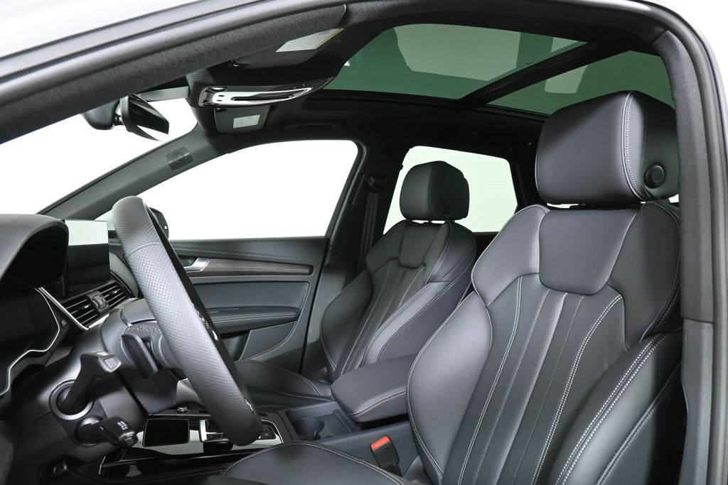 2025 Audi Q5  13
