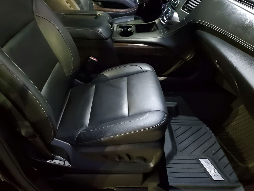 Used Car 2019 Chevrolet Tahoe  Lt For Sale Under $30,000 In Austin, Texas