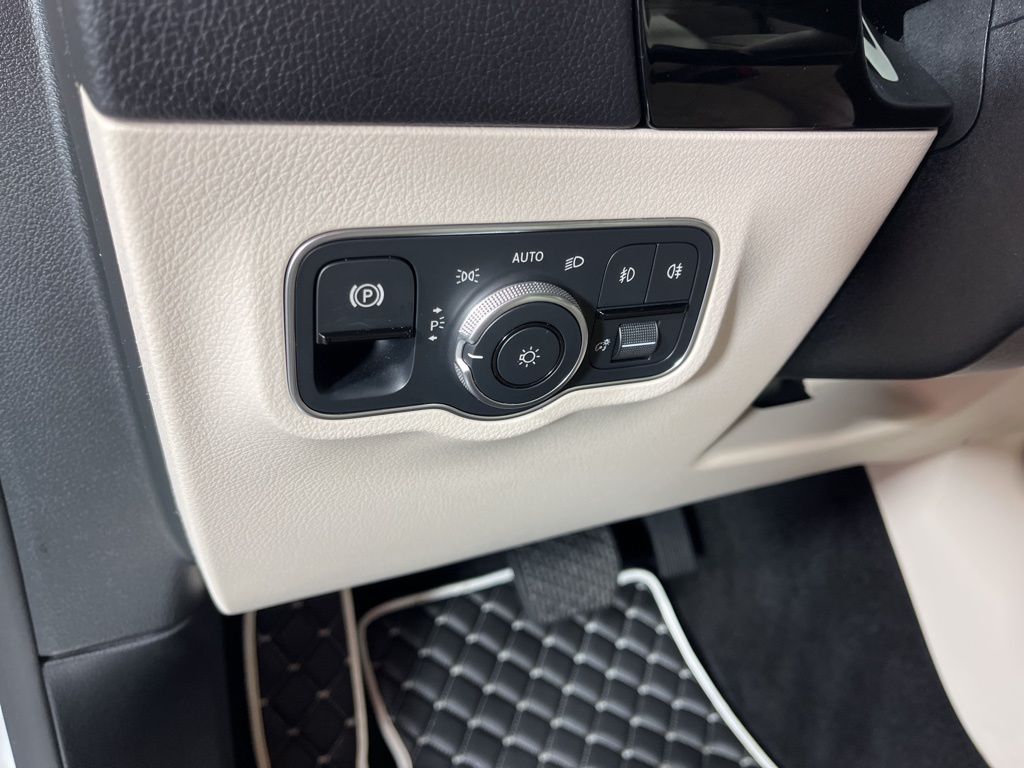 Thumbnail: 2024 Mercedes-Benz GLA - 27