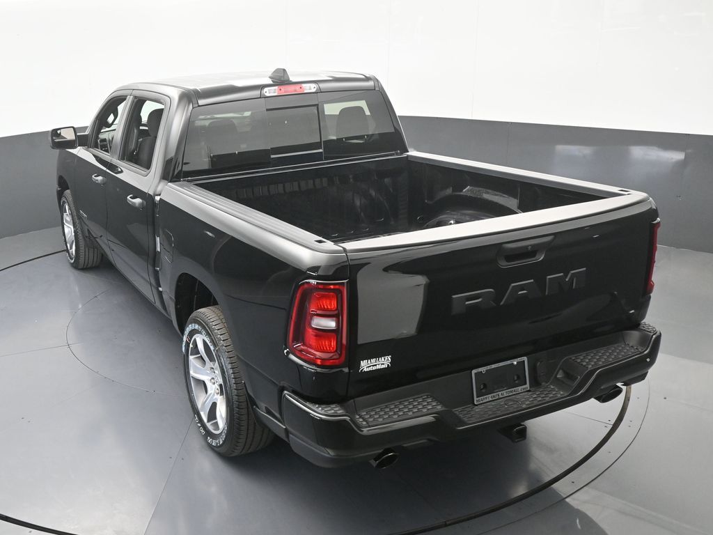 New 2026 Diamond Black Crystal Pearlcoat Ram Express image 43