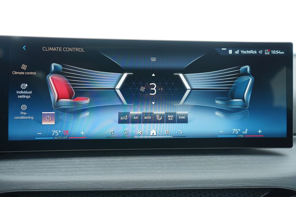 Thumbnail: 2026 BMW i4 - 18