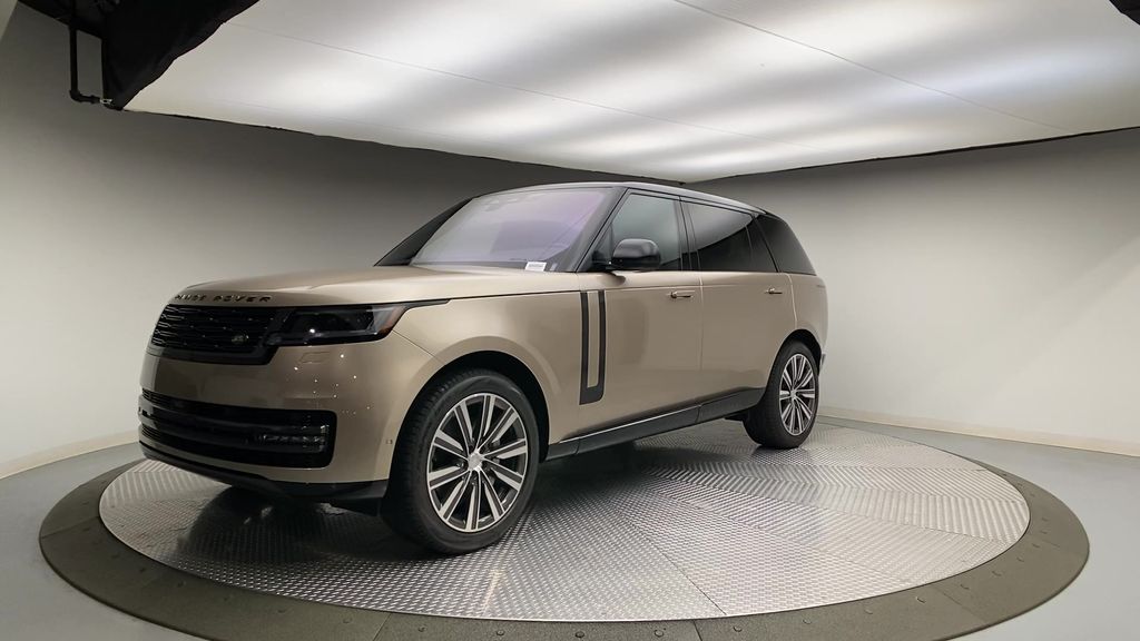 Thumbnail: 2023 Land Rover Range Rover - 4