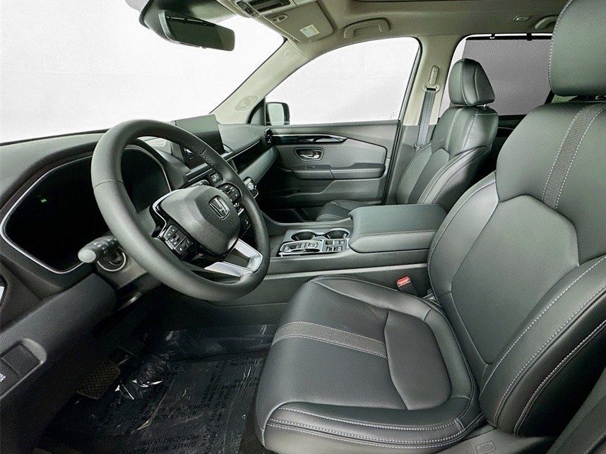 Used Car 2025 Honda Pilot  Touring For Sale Under $50,000 In Austin, Texas