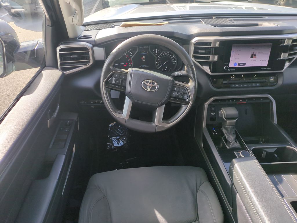 2022 Toyota Tundra SR5 - Photo 18