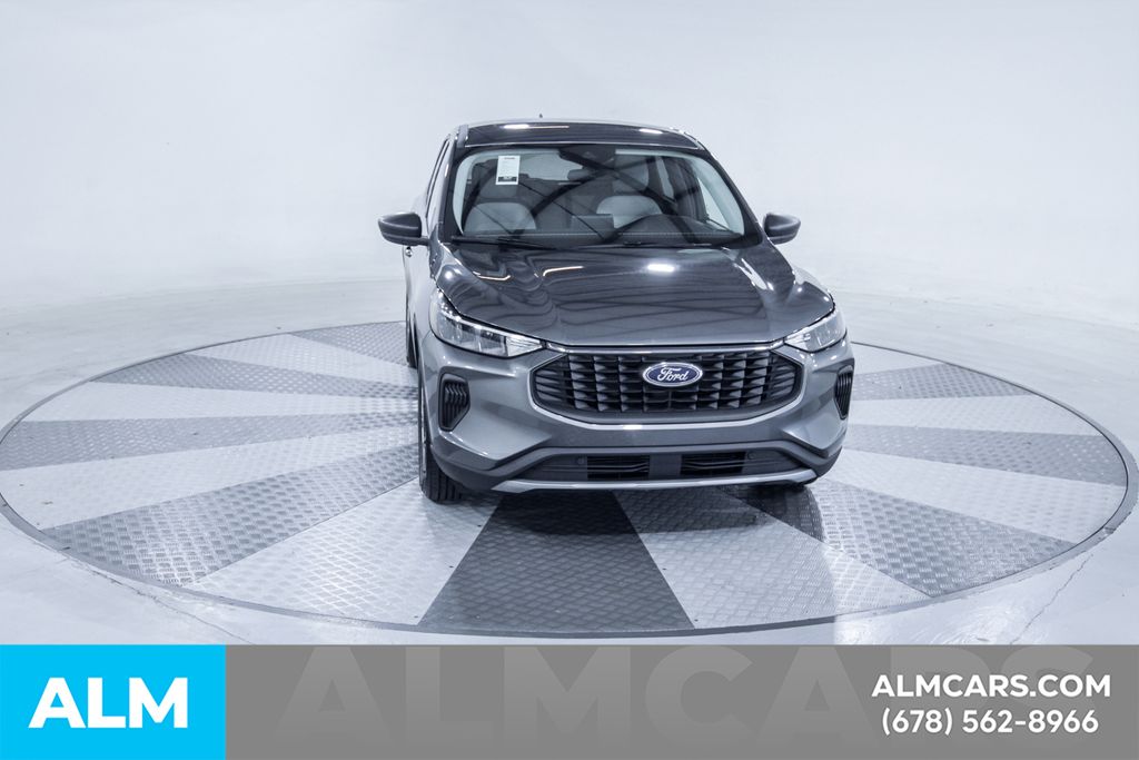 Used 2025 Gray Ford Active image 15