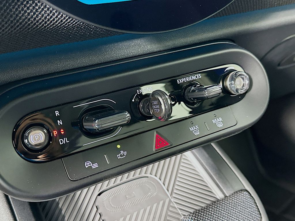 2025 MINI Cooper Countryman Base 15