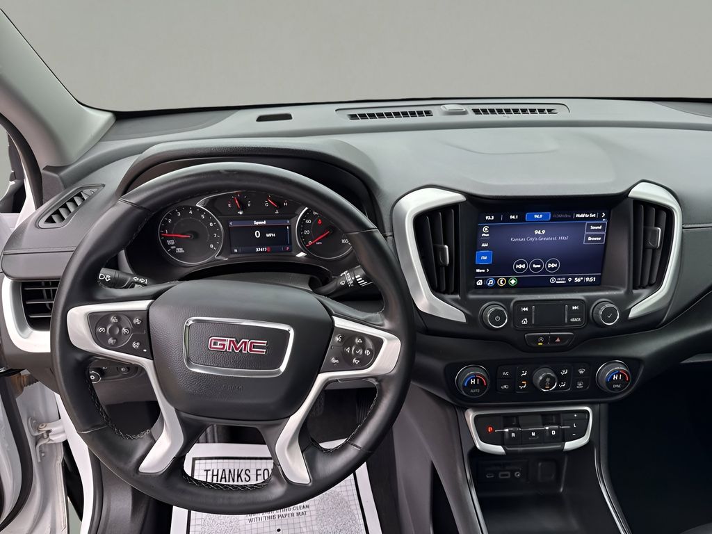 2024 GMC Terrain SLT photo