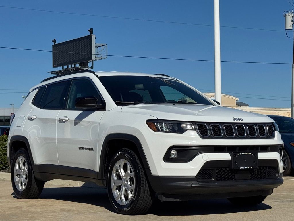2024 Jeep Compass Latitude - 9