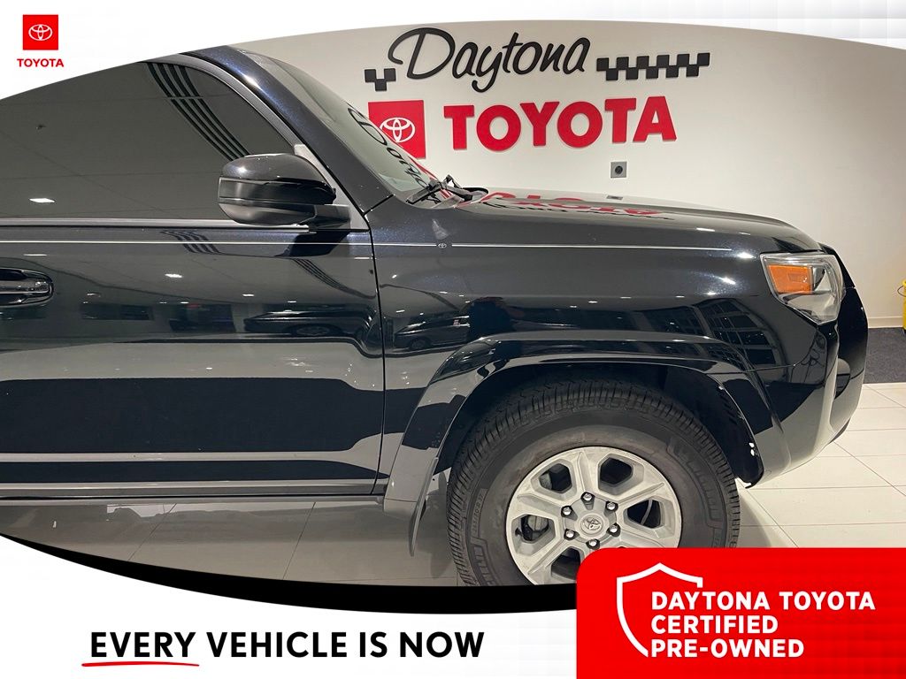 2023 Toyota 4Runner SR5 - Photo 9