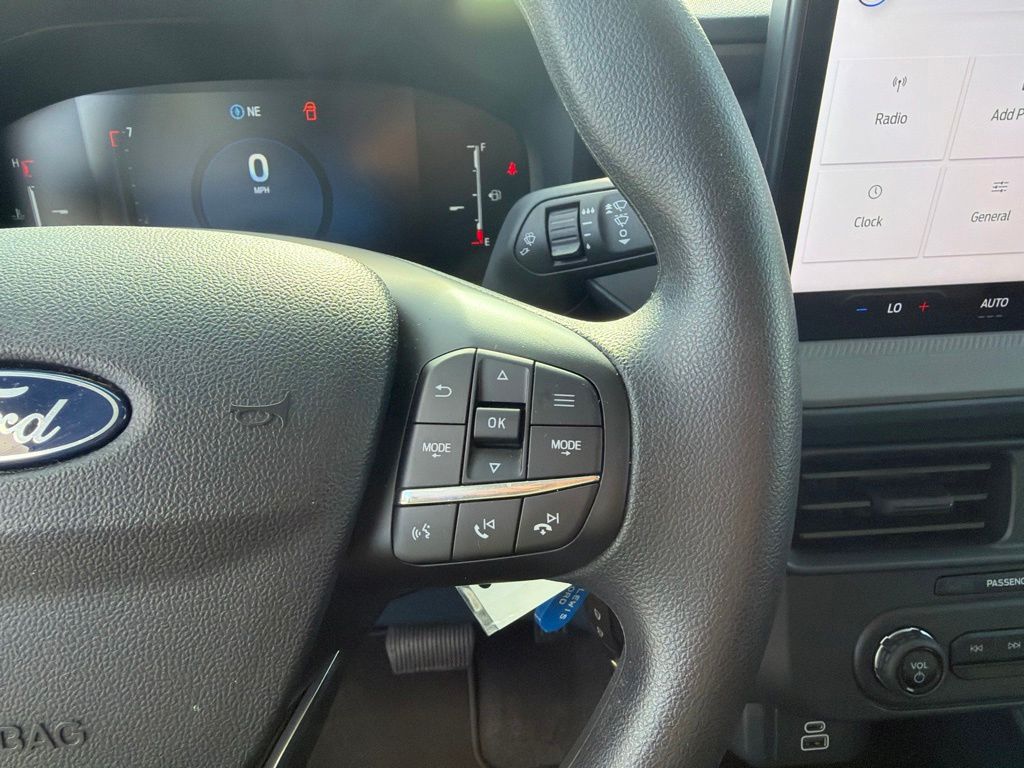 2025 Ford Maverick XL