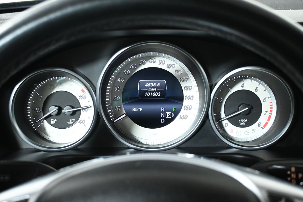 Thumbnail: 2016 Mercedes-Benz E-Class - 19