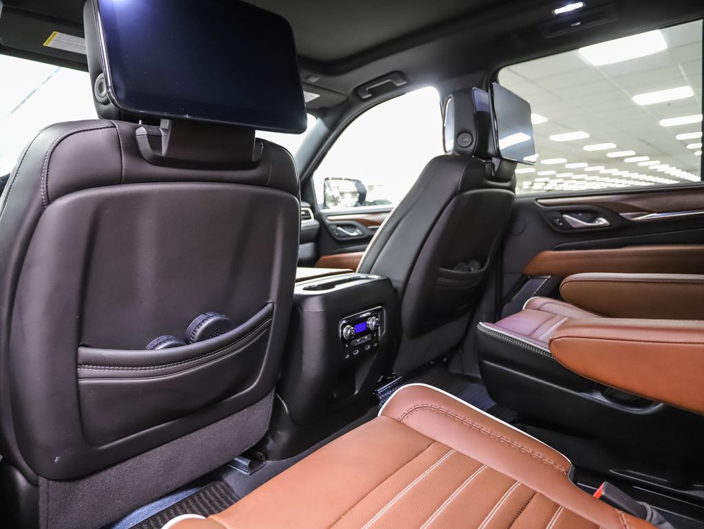 Thumbnail: 2024 GMC Yukon - 18