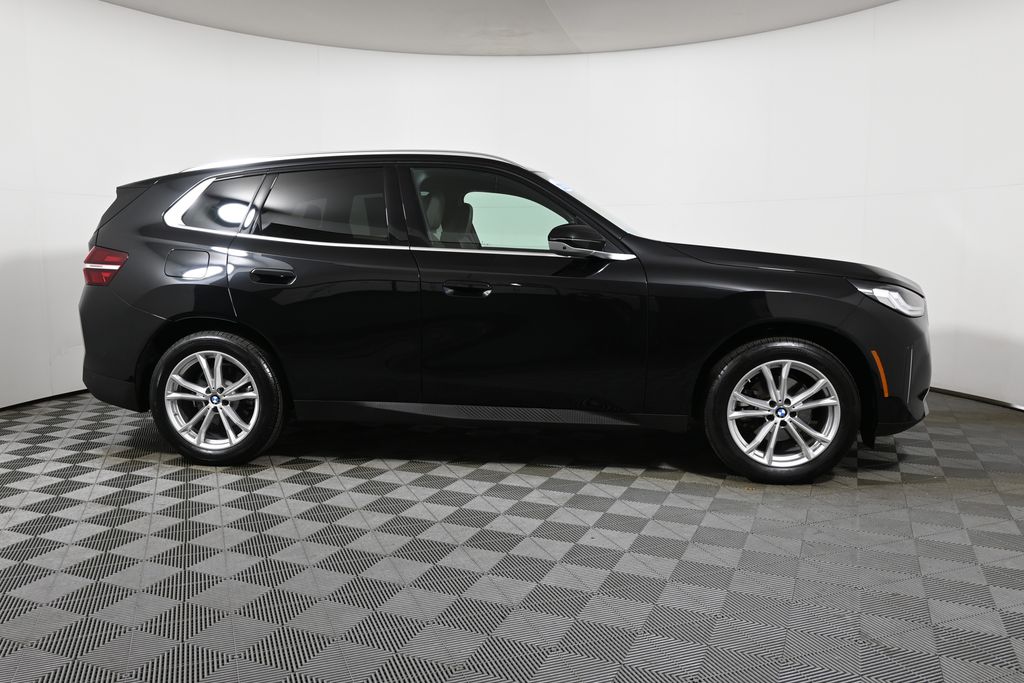 Thumbnail: 2025 BMW X3 - 8