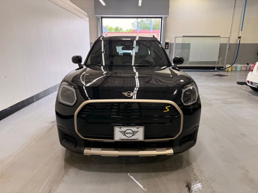 2025 MINI Cooper Countryman Signature 8