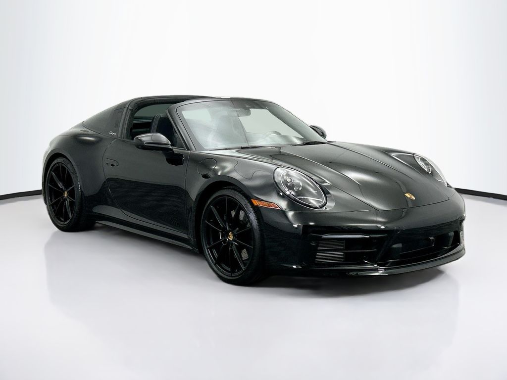 Thumbnail: 2021 Porsche 911 - 9