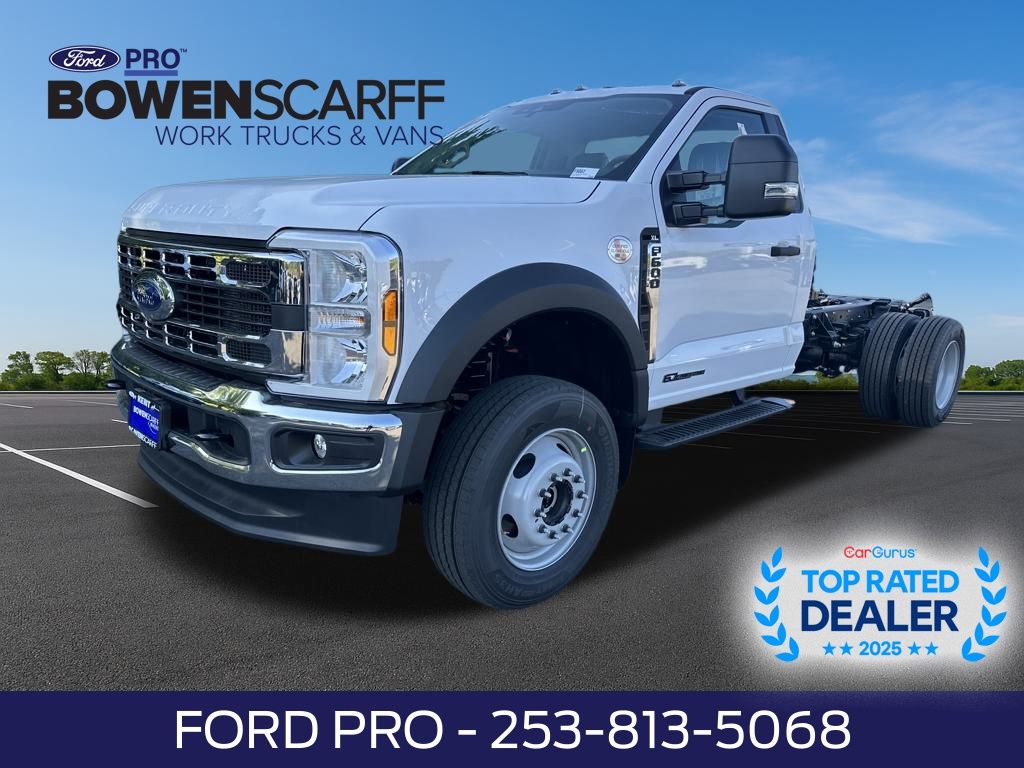 New 2025 Ford Super Duty F-600 Chassis Regular Cab (DRW) 169" Wheelbase XL