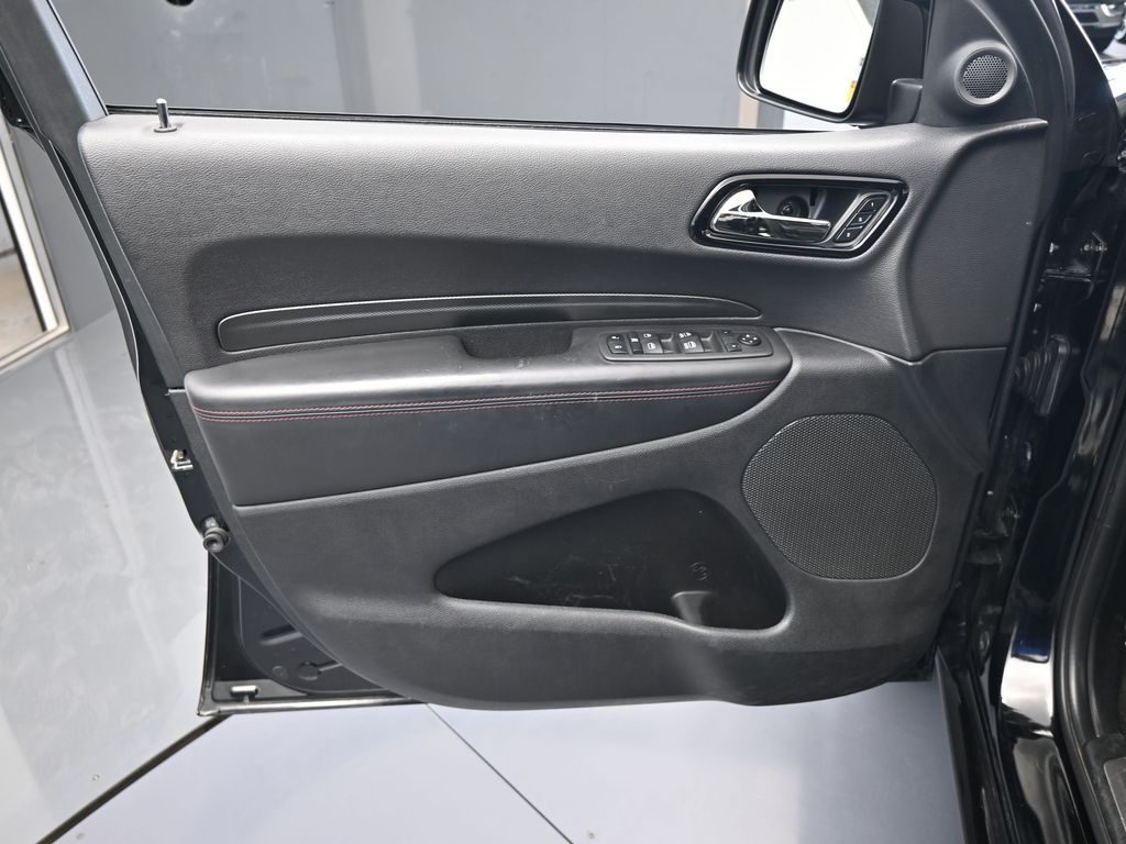 Used 2022 DB Black Crystal Clearcoat Dodge R/T image 12