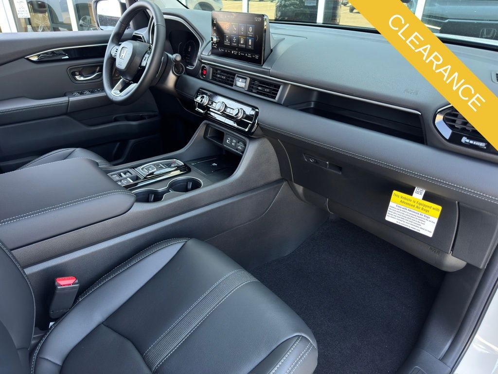 2025 Honda Pilot EX-L White at Bayway Cadillac of The Woodlands