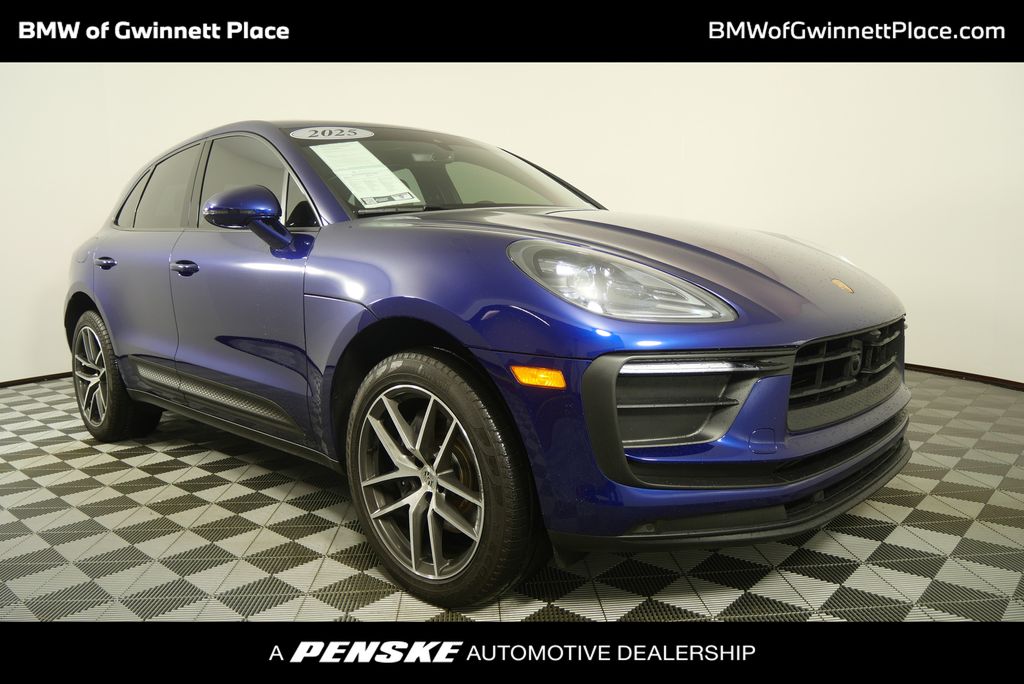 Thumbnail: 2025 Porsche Macan - 1