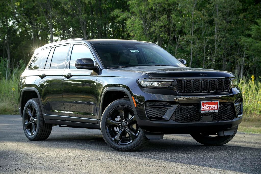 New Car 2025 Jeep Grand Cherokee  Altitude X For Sale Under $50,000 In Taylor, Texas
