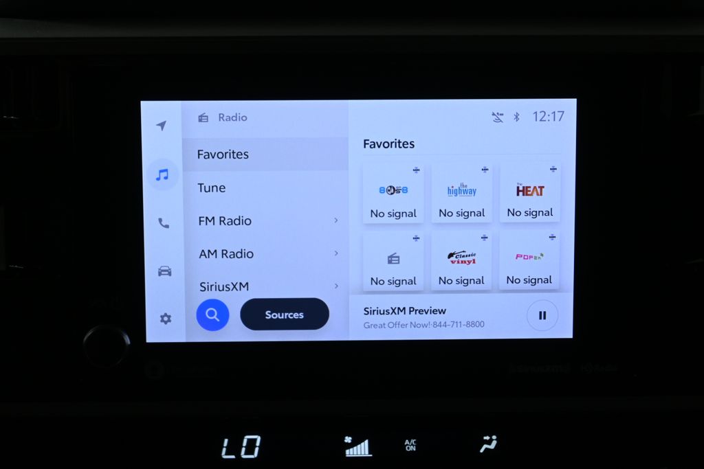 Thumbnail: 2022 Toyota Tundra - 21