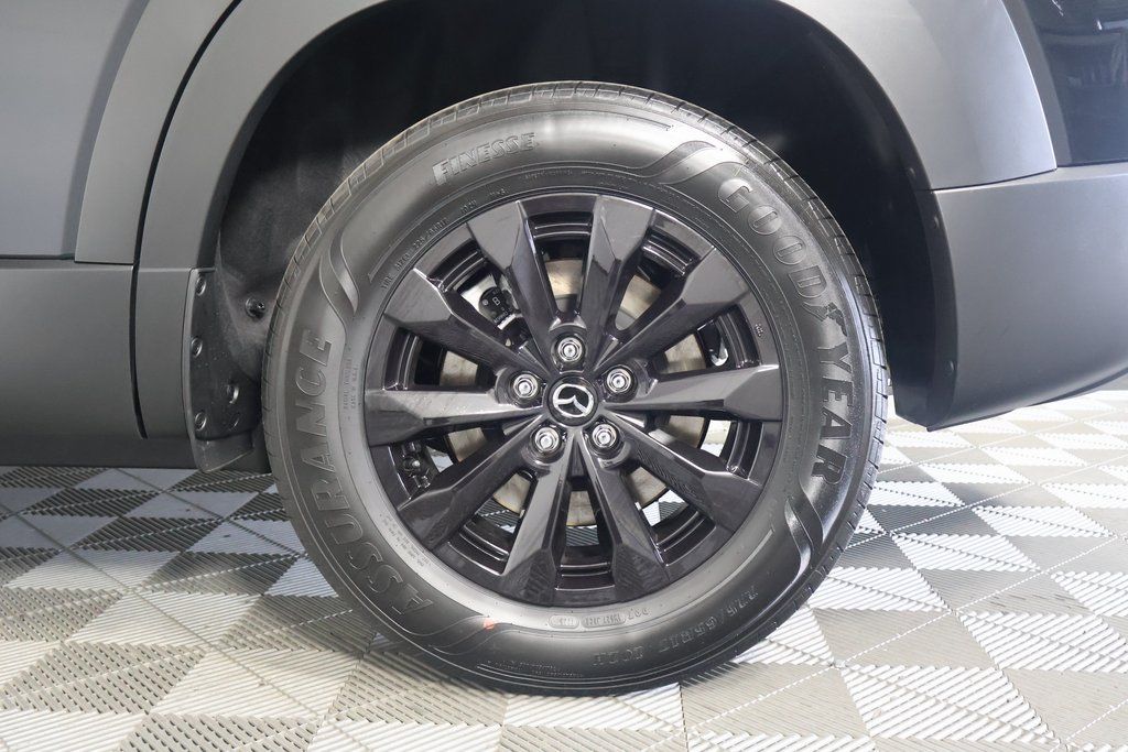 2025 Mazda CX-50  10