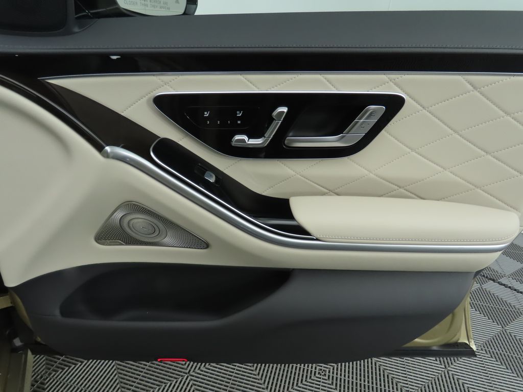 Thumbnail: 2026 Mercedes-Benz S-Class - 27