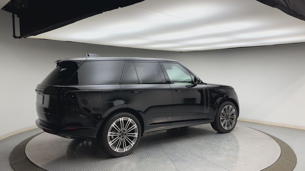 Thumbnail: 2026 Land Rover Range Rover - 2