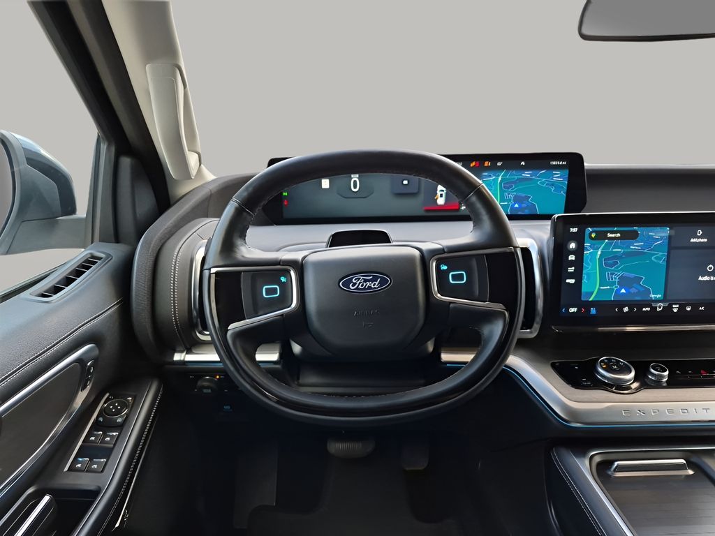 Used Car 2025 Ford Expedition  Platinum For Sale Under $70,000 In Austin, Texas