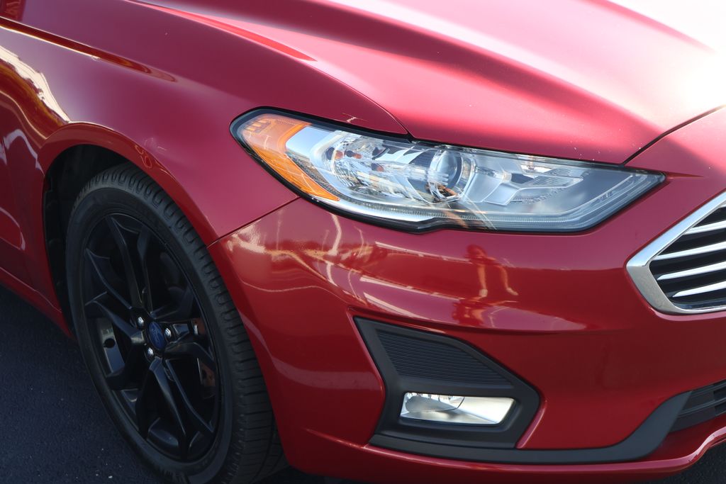Thumbnail: 2020 Ford Fusion - 4