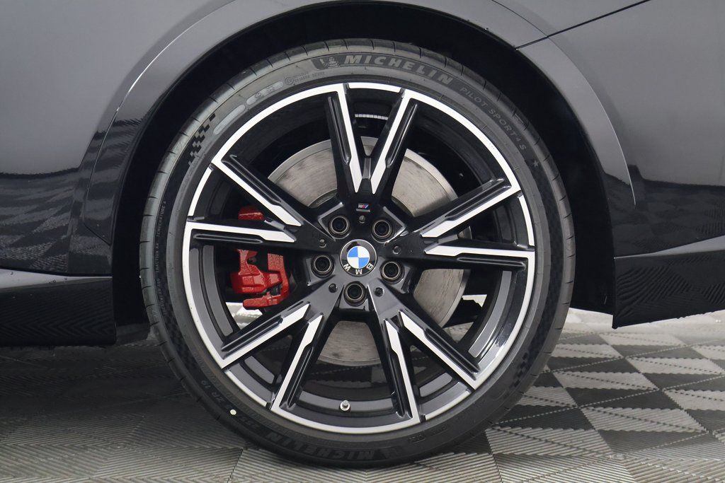 Thumbnail: 2025 BMW 2 Series - 10