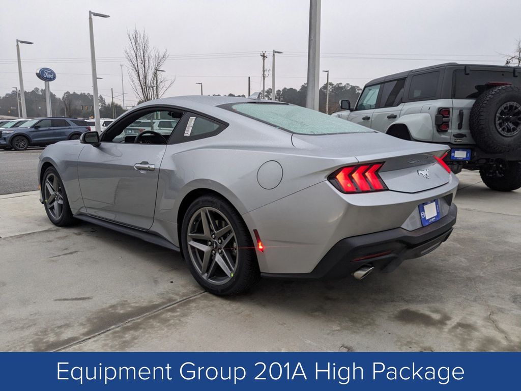 2025 Ford Mustang EcoBoost Premium