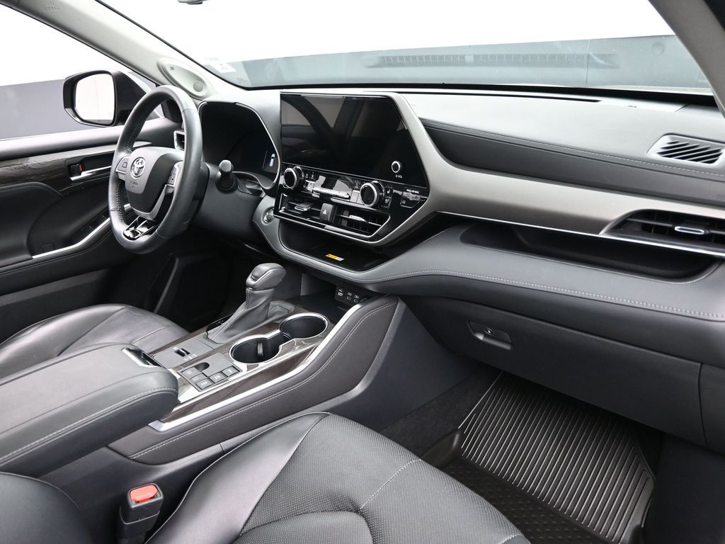 2023 Toyota Highlander Hybrid Limited