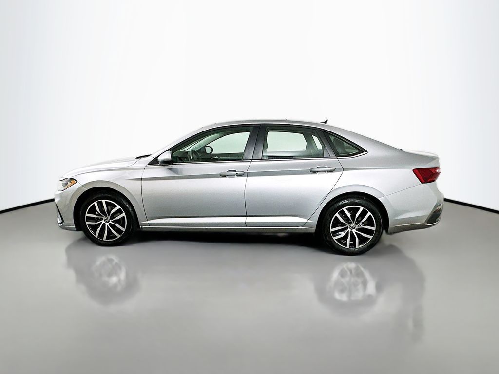 Thumbnail: 2025 Volkswagen Jetta - 8