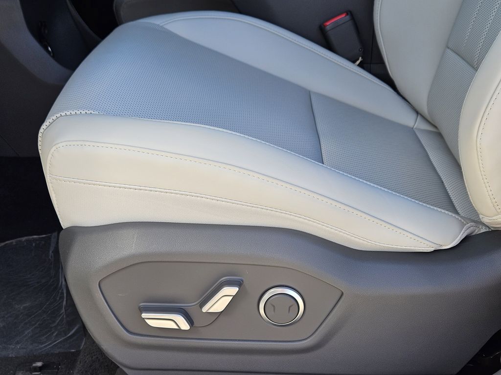 2026 Hyundai Santa Fe Hybrid