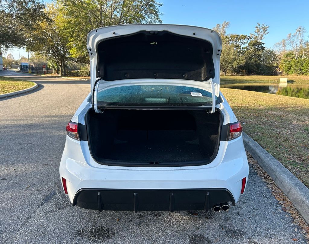 Thumbnail: 2025 Toyota Corolla - 10