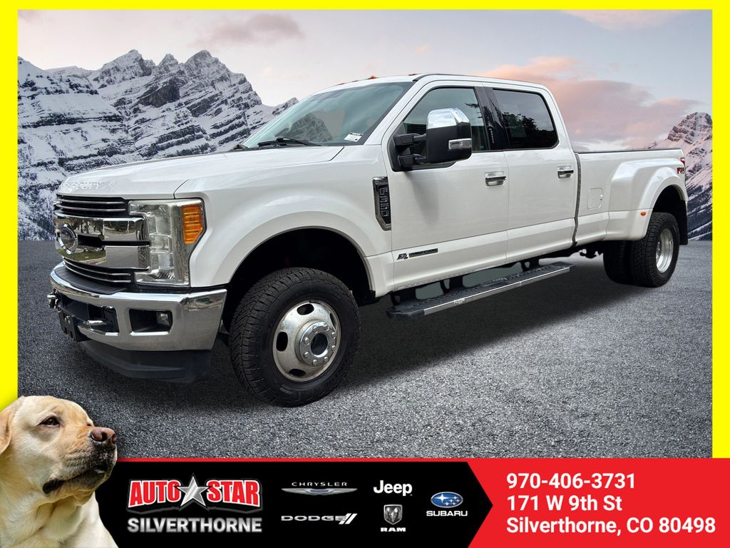  2017 Ford F-350 Super Duty Lariat Crew Cab LB DRW 4WD   